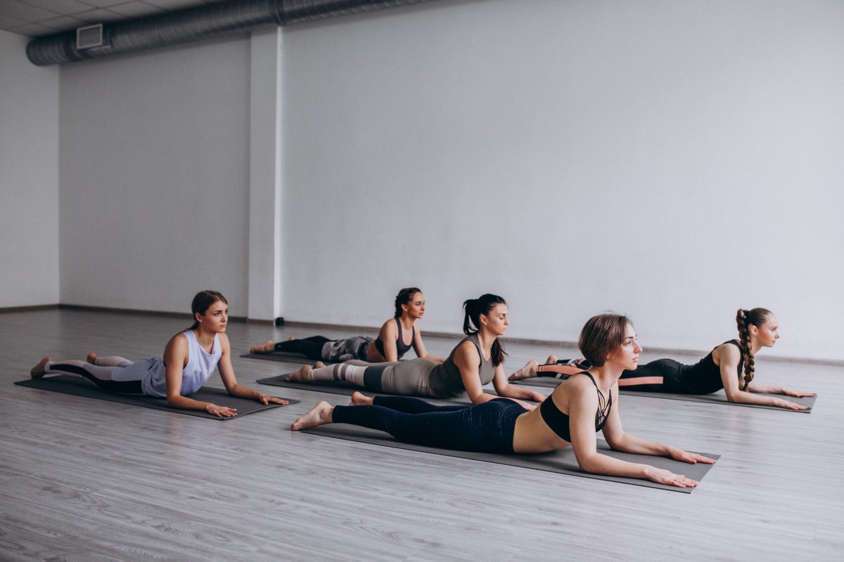 yoga-group-classes-inside-gym-5-1.jpg